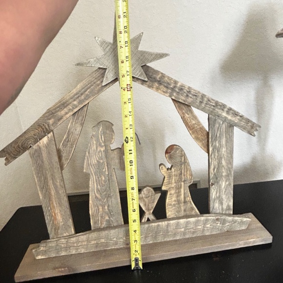 Wooden Layered Nativity Scene. NWOT - Picture 4 of 5